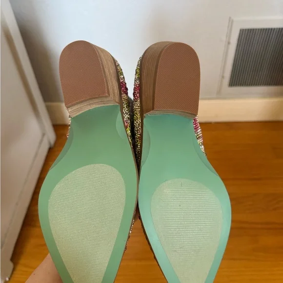 NWT Betsey Johnson Rhinestone Floral Embellished Women's Boots Sz 8 - Picture 4 of 6